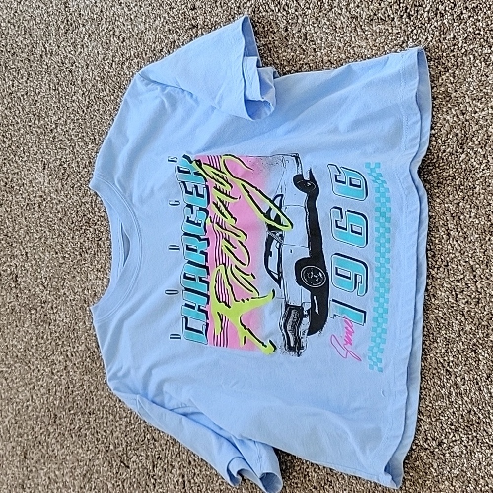 Forever 21 cropped race car shirt